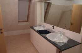 De vanzare mansarda de 99 mp utili, POD de 99 mp! Cu parcare! Zona Tauti!