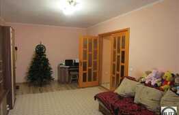 Apartament 2 camere, 57 mp, balcon spatios, parcare! Zona Porii!