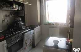 De vanzare 2 camere, 53 mp, decomandat! zona strazii Stejarului! PARCARE!