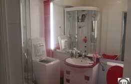 De vanzare 2 camere, 53 mp, decomandat! zona strazii Stejarului! PARCARE!