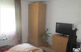 De vanzare 2 camere, 53 mp, decomandat! zona strazii Stejarului! PARCARE!