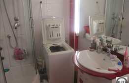 De vanzare 2 camere, 53 mp, decomandat! zona strazii Stejarului! PARCARE!