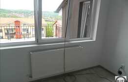 Apartament 3 camere, 65 mp utili, garaj, terasa 14 mp, zona strazii Borhanciului