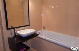 Apartament cu 2 camere, 52 mp! Complet mobilat! Parcare! Zona strazii Florilor!