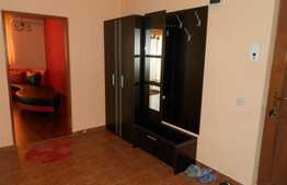 Apartament decomandat, 2 camere, 70 mp! Garaj! A.C! Zona usor accesibila!