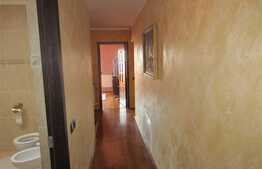 Apartament 4 camere + living, 125 mp, 2 nivele, 2 parcari! Zona strazii Tautiului!