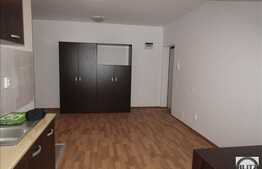 De vanzare mansarda inalta, 2 camere, 41 mp! Zona strazii Eroilor!