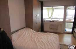 Vanzare 3 camere, 73 mp, balcon, zona strazii Florilor! Mobilat!