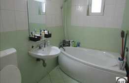 Vanzare 3 camere, 73 mp, balcon, zona strazii Florilor! Mobilat!