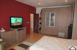 Vanzare 3 camere, 73 mp, balcon, zona strazii Florilor! Mobilat!