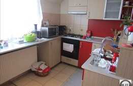 Vanzare 3 camere, 73 mp, balcon, zona strazii Florilor! Mobilat!