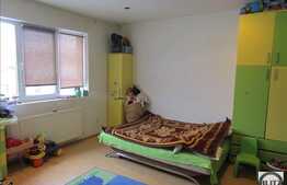 Vanzare 3 camere, 73 mp, balcon, zona strazii Florilor! Mobilat!