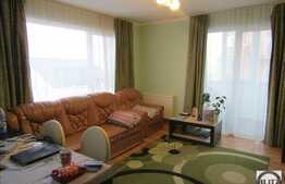 Vanzare 2 camere, 51 mp, 3 balcoane, zona strazii Eroilor! Cu parcare!