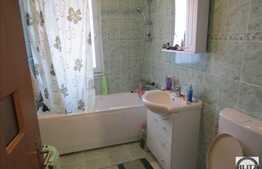 Vanzare 2 camere, 51 mp, 3 balcoane, zona strazii Eroilor! Cu parcare!