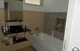 De inchiriat 3 camere, 70 mp! Parcare! Zona strazii Tineretului!