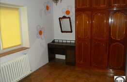 Apartament cu 5 camere, 150 mp,semidecomandat,cu scara interioara, zona 7 strazi