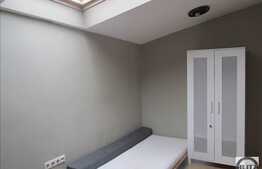 De vanzare apartament 3 camere, 75 mp, gradina comuna, zona centrala