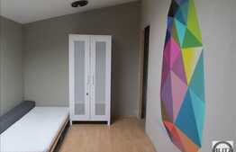 De vanzare apartament 3 camere, 75 mp, gradina comuna, zona centrala