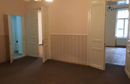 Apartament 4 camere, 120 mp, posibilitate de mobilare, zona strazii Emil Isac