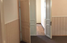 Apartament 4 camere, 120 mp, posibilitate de mobilare, zona strazii Emil Isac