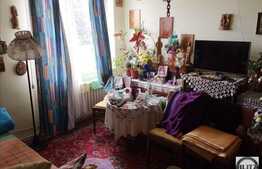 Apartament cu 3 camere, 40 mp, etaj intermediar, zona Politiei Rutiere