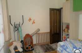 Vanzare 3 camere, 71 mp! Parcare! Complet mobilat! Zona strazii Florilor!