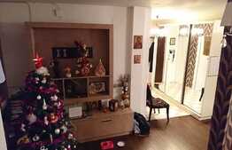 Apartament 4 camere pe 2 nivele, 110 mp, decomandat, garaj, zona Petrom