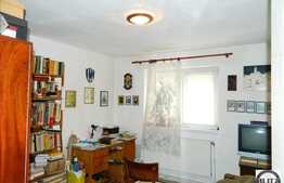 3 camere de vanzare, 60 mp, boxa la subsol, zona strazii Gruia