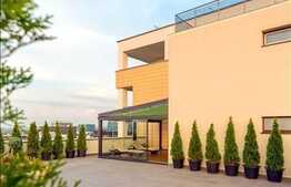 Apartament 3 camere, 91 mp, mobilat lux, terasa, parcare, Complex Riviera Residence