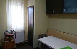 Apartament 2 camere, decomandat, 52 mp, parcare, zona strazii Calea Baciului