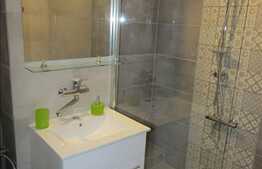 3 camere decomandate, 75 mp, prima inchiriere, garaj, boxa, zona Piata Cipariu