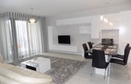 Apartament cu 3 camere, 90 mp, parcare, lux, zona Riviera Residence