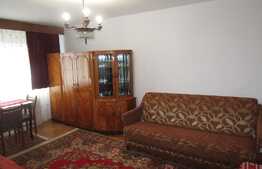 Apartament 2 camere, 55 mp, decomandat, recent renovat, zona Hotelului Sinaia