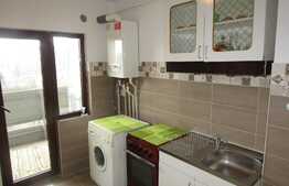 Apartament 2 camere, 55 mp, decomandat, recent renovat, zona Hotelului Sinaia