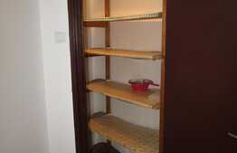 Apartament 2 camere, 55 mp, decomandat, recent renovat, zona Hotelului Sinaia