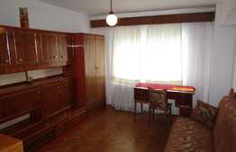 Apartament 2 camere, 55 mp, decomandat, recent renovat, zona Hotelului Sinaia