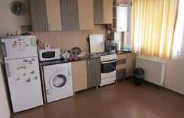 Apartament de vanzare 3 camere, 85 mp! Parcare! Zona strazii Stejarului!