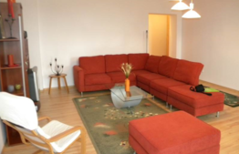 3 camere, semidecomandat, 140 mp, imobil casa/vila, zona 7 strazi! Garaj!