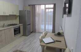 Apartament 3 camere, 65 mp, terasa 40 mp, parcare, zona Iulius Mall