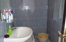 Vanzare apartament 3 camere, 95 mp, garaj, zona Bulevardului 21 Decembrie 1989