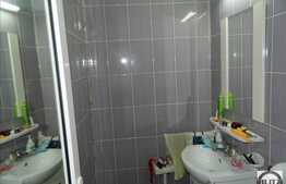 3 camere, 65 mp, parcare, zona strazii Bucuresti