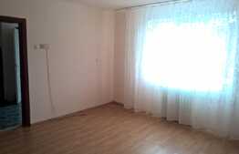 Garsoniera 31 mp, boxa, garaj, zona strazii Bucuresti