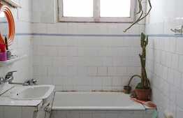 Apartament 4 camere, 79 mp, decomandat, zona strazii Aleea Negoiu