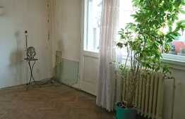 Apartament 4 camere, 79 mp, decomandat, zona strazii Aleea Negoiu