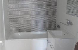 De vanzare apartament 3 camere, 70 mp, boxa subsol, zona Big