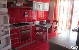 Vanzare apartament 2 camere, 62 mp, decomandat, zona Complex Nora