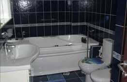 Vanzare apartament 2 camere, 62 mp, decomandat, zona Complex Nora