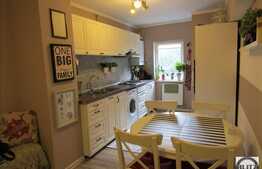 De vanzare 4 camere, 83 mp, etaj intermediar, zona strazii Calea Floresti