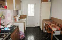 Apartament 3 camere, 60 mp, decomandat, parcare, zona strazii Mehedinti