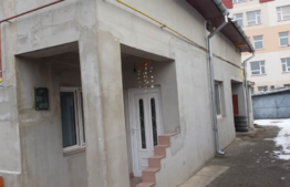 Casa de vanzare, 200 mp utili, 345 mp teren, zona linistita de case